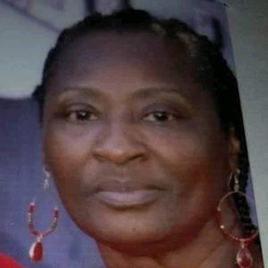 Meet your Posher, Cecelia